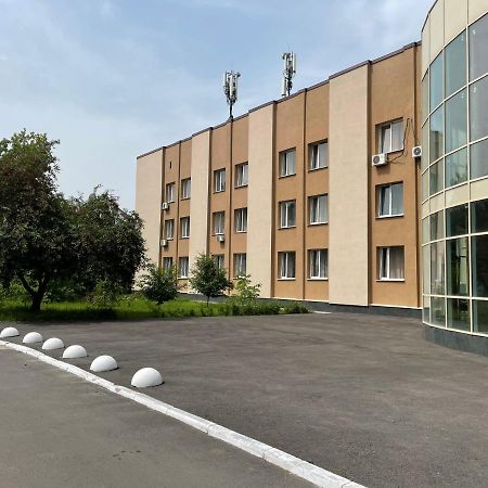 Dinamo Hotel Charków Zewnętrze zdjęcie