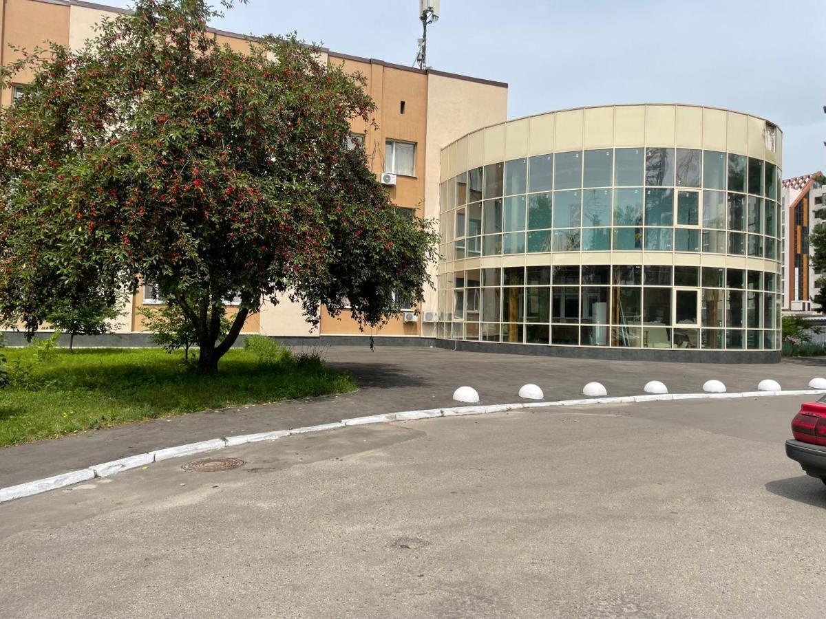 Dinamo Hotel Charków Zewnętrze zdjęcie