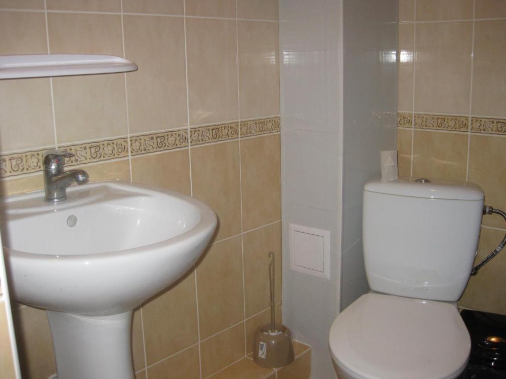 Dinamo Hotel Charków Zewnętrze zdjęcie