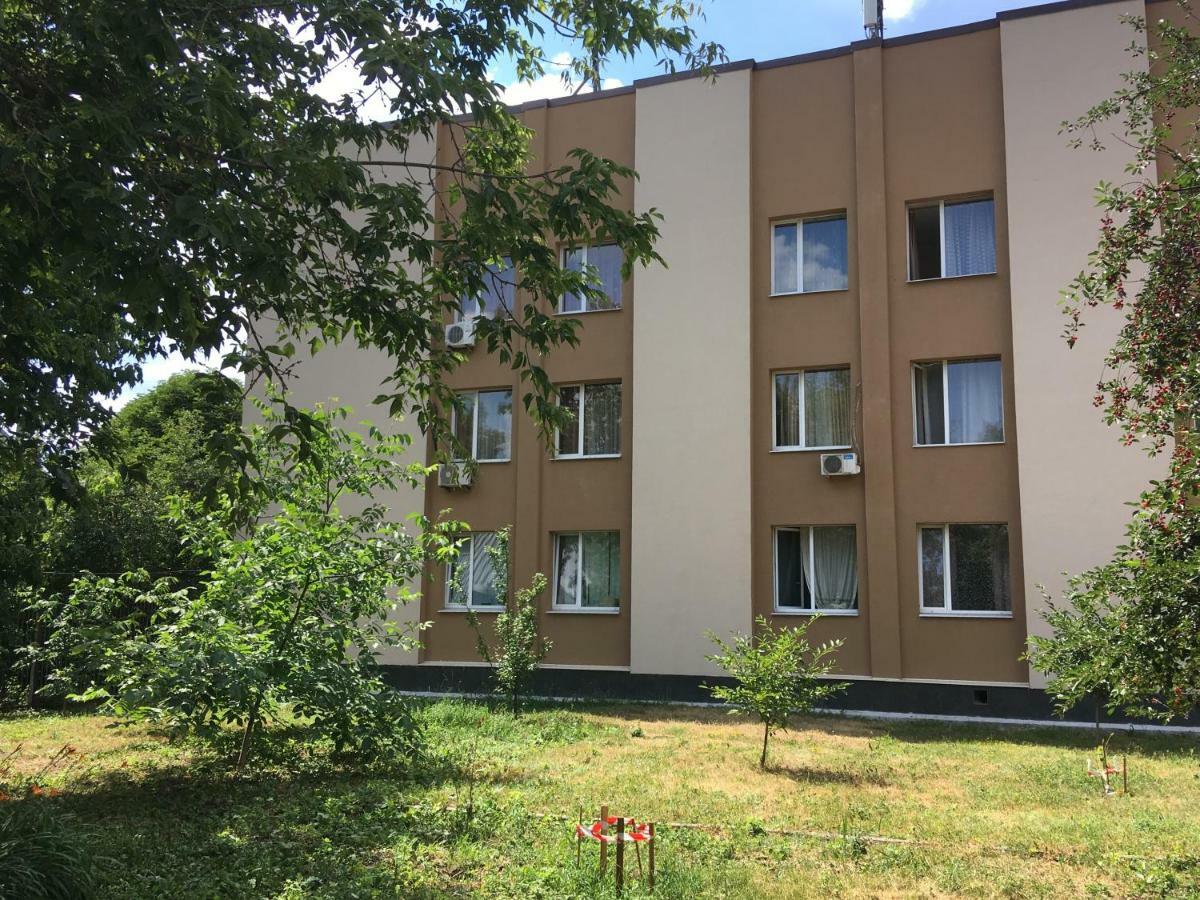 Dinamo Hotel Charków Zewnętrze zdjęcie